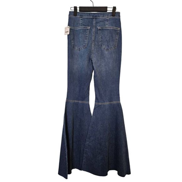 Free People high waisted bell bottom jeans. Size 28. NWT. - Picture 2 of 5
